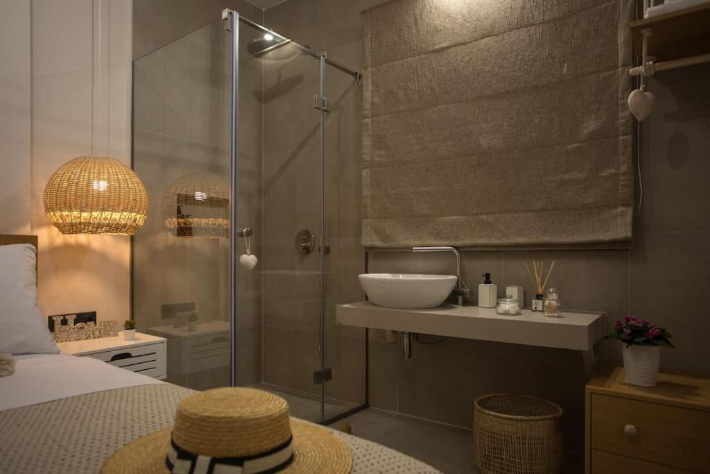 Cozzzy. Exclusive Apartment. Thessaloniki Buitenkant foto